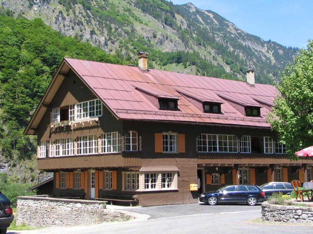 Mountain Hostel Оберстдорф Экстерьер фото